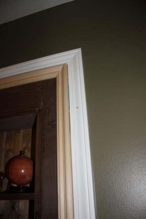 Необычная скрытая дверь своими руками (24 фото)