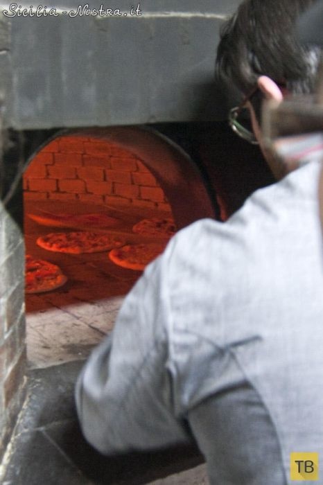 Как готовят сицилийскую пиццу