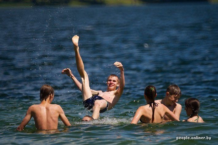 Отдых на озере по белорусски (54 фото)