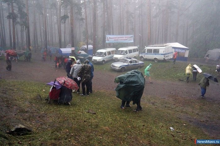 Ураган во время Ильменского фестиваля (49 фото)