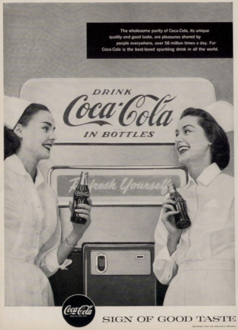 Винтажная реклама Coca-Cola с медсестрами