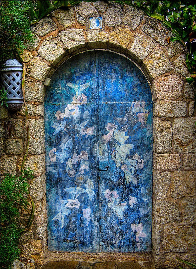 Красивейшие входные двери (26 фото)
