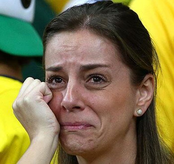 Разочарованные фанаты сборной Бразилии (40 фото)