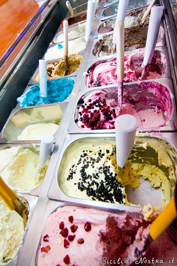 Как делают настоящее сицилийское мороженое