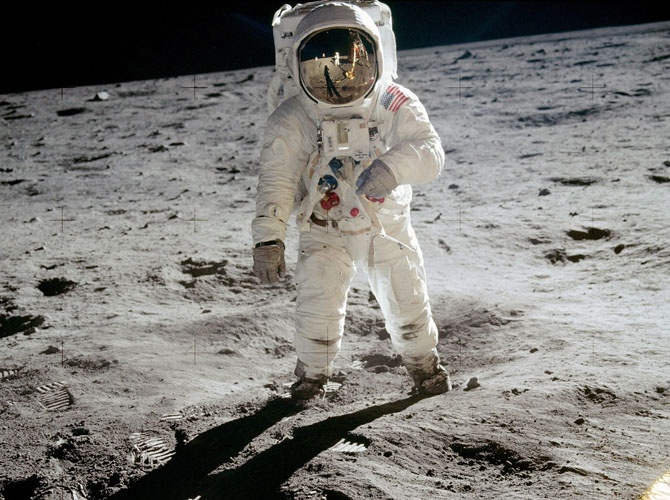 История первой высадки людей на Луну