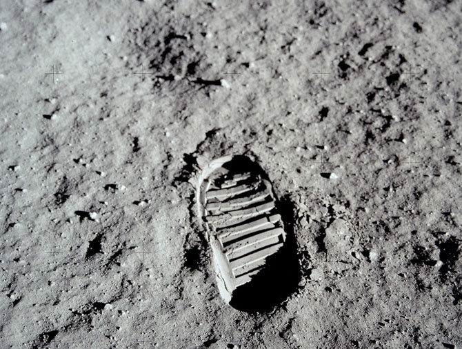 История первой высадки людей на Луну