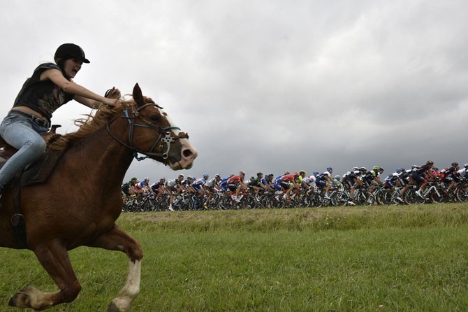 Самые яркие фотографии веломногодневки «Tour de France 2014»