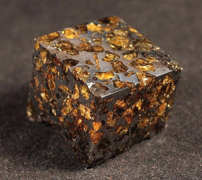 Самые удивительные минералы на Земле