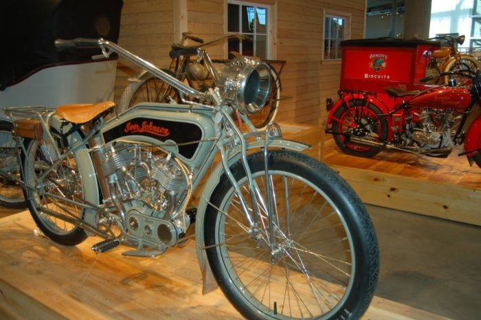 Музей мотоциклов Джорджа Барбера (45 фото)