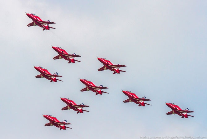 Пилотажная группа Red Arrows (38 фото)