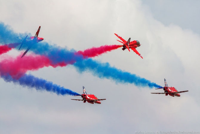 Пилотажная группа Red Arrows (38 фото)