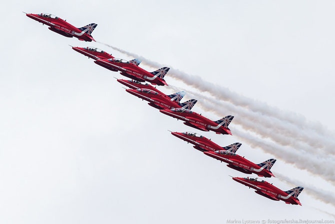 Пилотажная группа Red Arrows (38 фото)