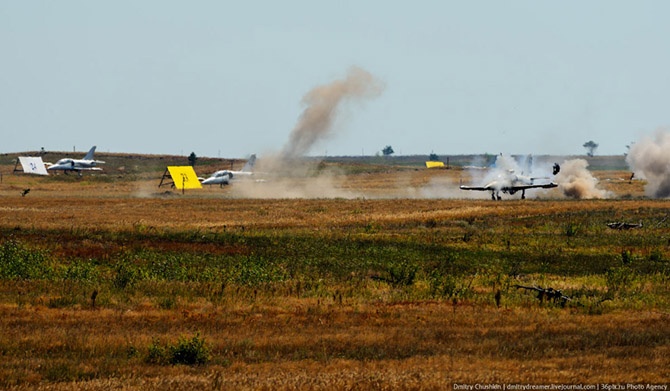 Как проходили соревнования военных летчиков Авиадартс 2014