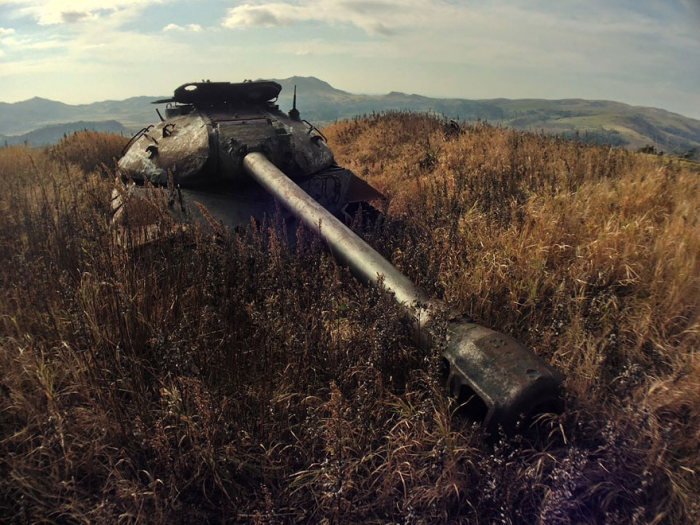 Подбитые танки в разных частях мира (44 фото)