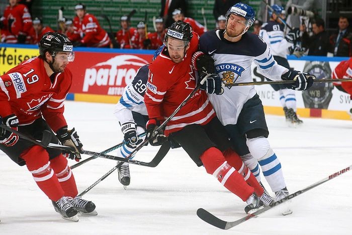 Чемпионами мира по хоккею стали Канадцы