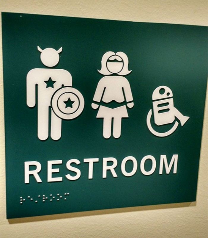 Креативные туалетные знаки