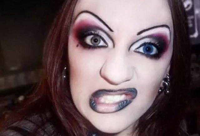 17 убийственных примеров того, как не следует делать макияж