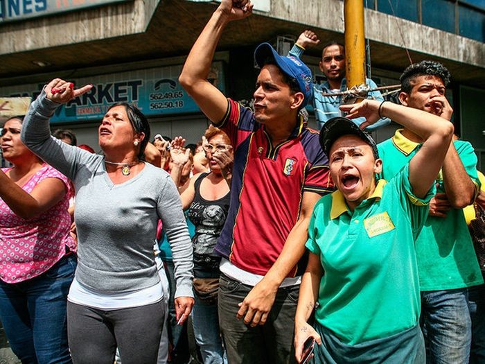 Голодные бунты в Венесуэле (18 фото)