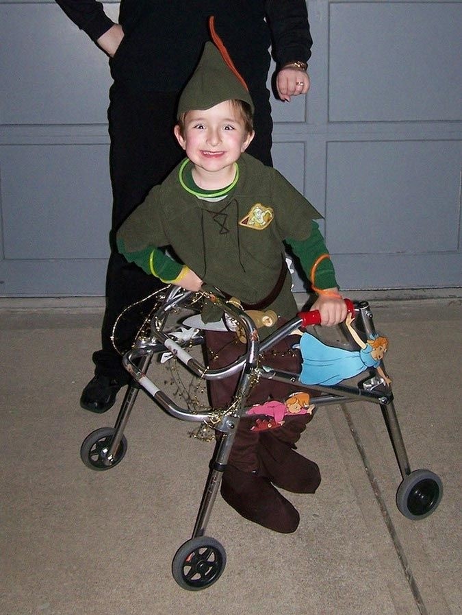 Волшебные костюмы для детей, прикованных к инвалидной коляске