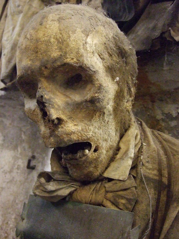 Музей мертвецов в Палермо (28 фото)