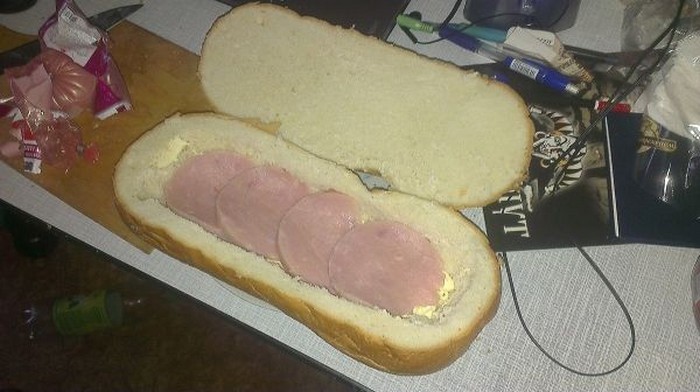 Горячий бутерброд для голодного мужика (13 фото)