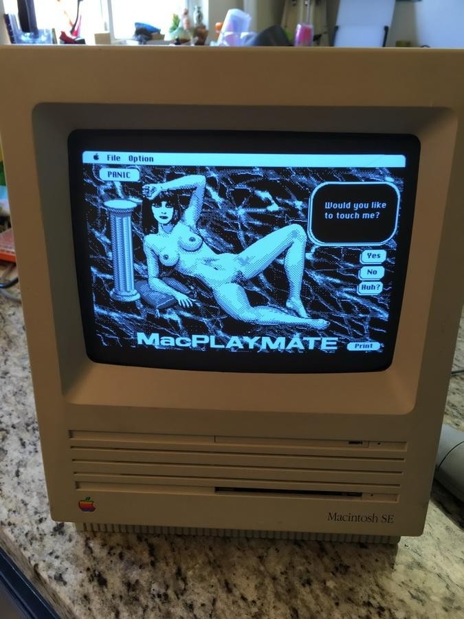 Как выглядело порно на Макинтоше 30-летней давности