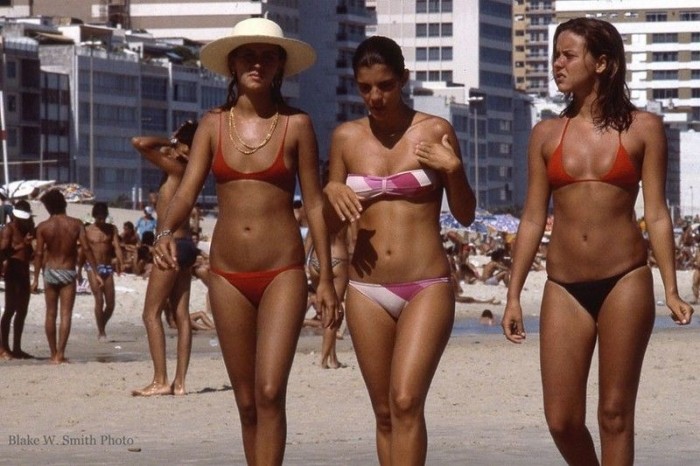 Секси бразильянки на пляжах Рио-де-Жанейро в 70-х годах