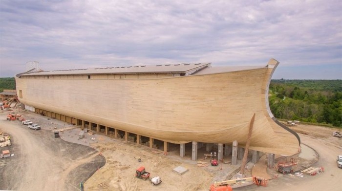 В библейском парке построили копию Ноевого ковчега в натуральную величину
