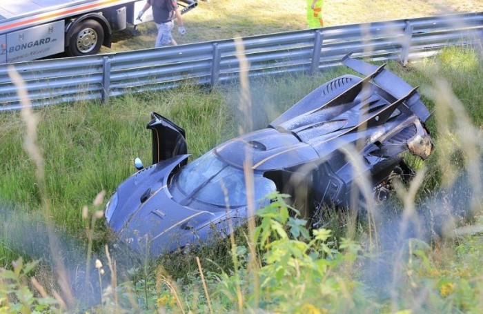 На трассе Нюрбургринг разбили гиперкар Koenigsegg One:1 за 6 миллионов долларов