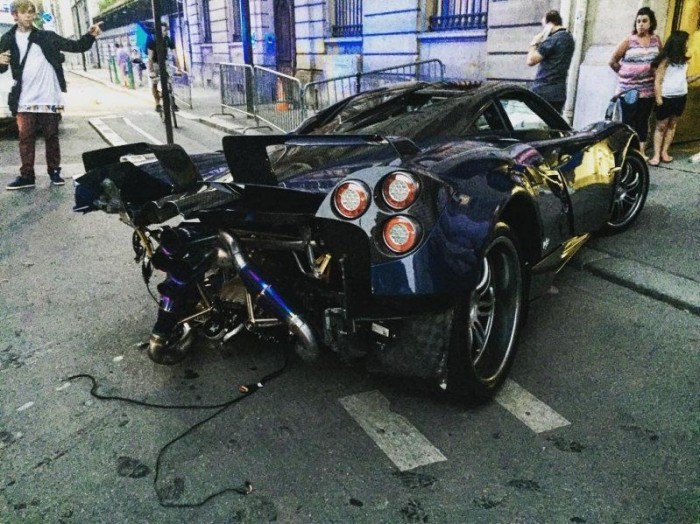 Пьяный водитель врезался в гиперкар Pagani Huayra, выпущенный в единственном экземпляре