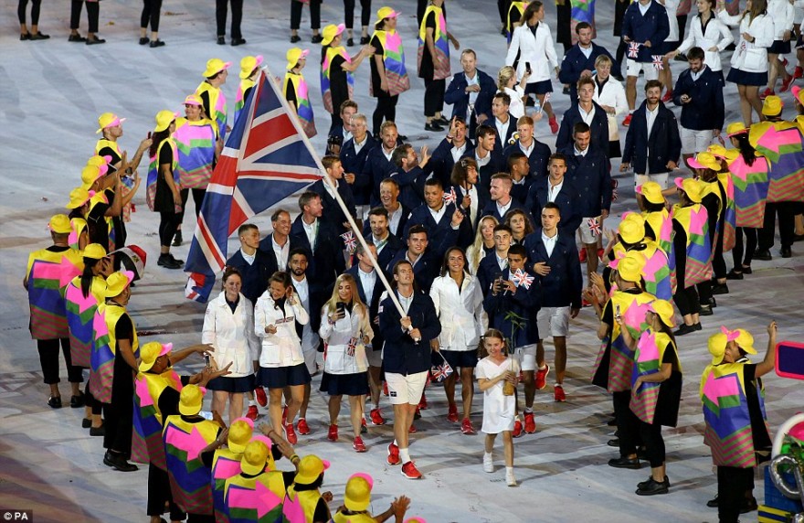 Самые яркие моменты церемонии открытия Летней Олимпиады в Рио-де-Жанейро