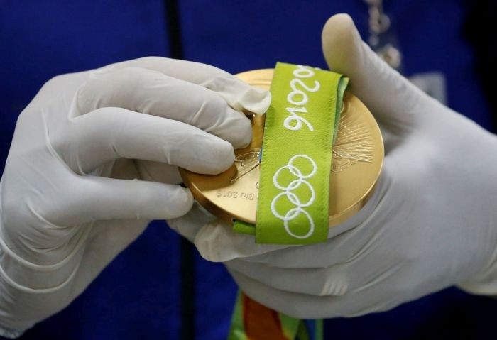 Как делают золотые медали для Олимпиады в Рио