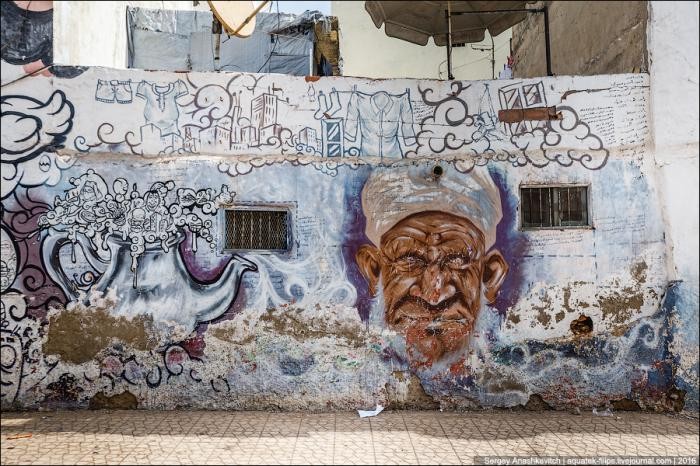 Крутые граффити Касабланки (11 фото)