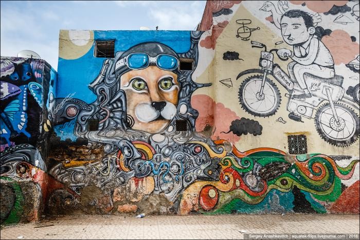 Крутые граффити Касабланки (11 фото)