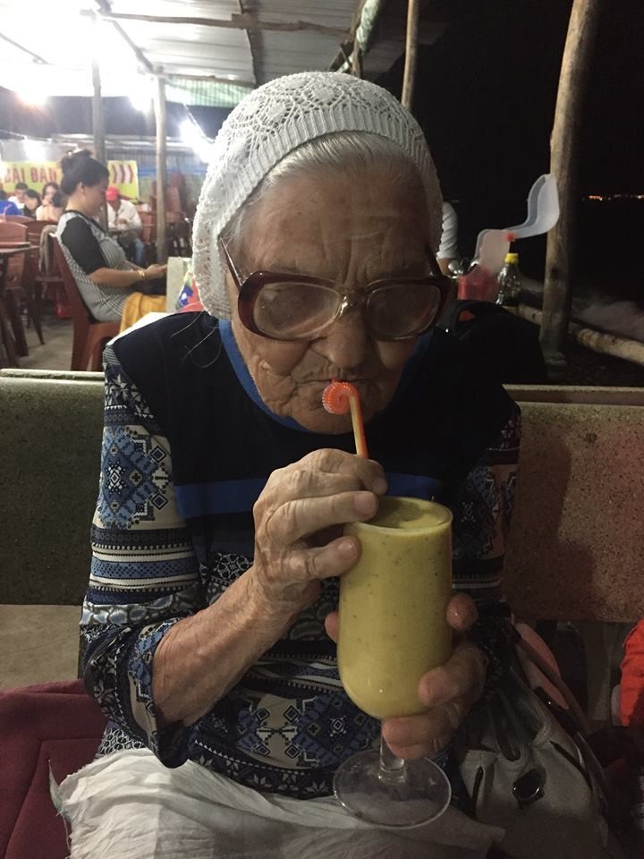 89-летняя жительница Красноярска путешествует по миру на свою пенсию