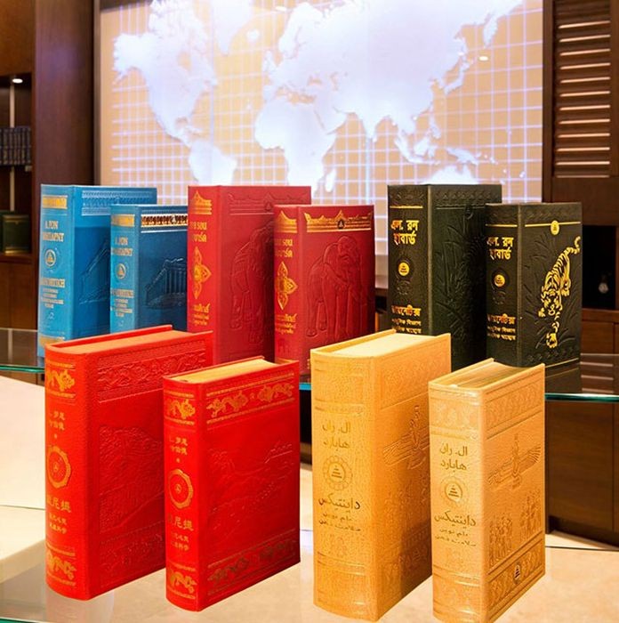 Штаб-квартира саентологов во Флориде (24 фото)