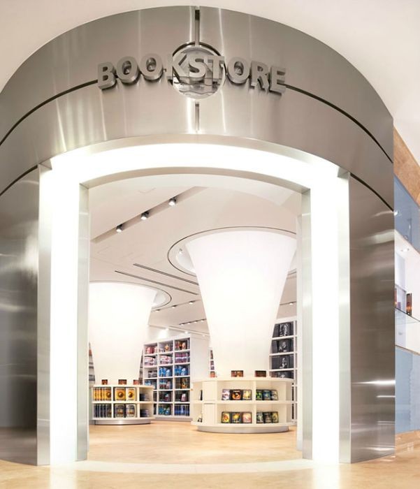 Штаб-квартира саентологов во Флориде (24 фото)