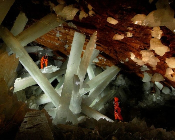 Удивительная мексиканская пещера кристаллов