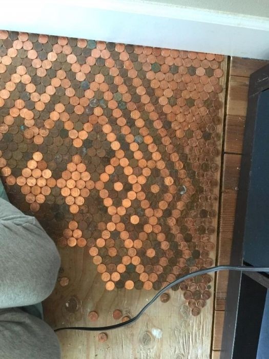 Монетный пол