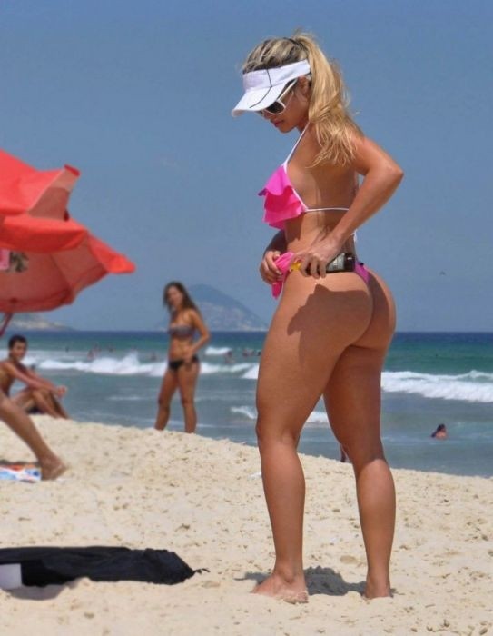 Девушки с бразильских пляжей