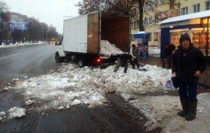 Фото, которые возможно было сделать только в России (38 фото)