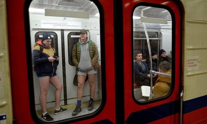 «В метро без штанов-2017»