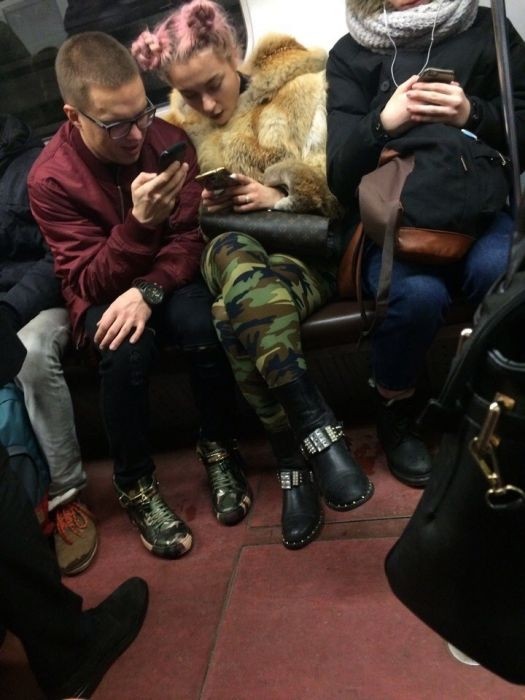 Модники из российского метро