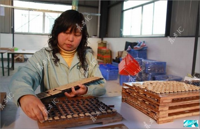 Бамбуковые клавиатура и мышь (12 фото)