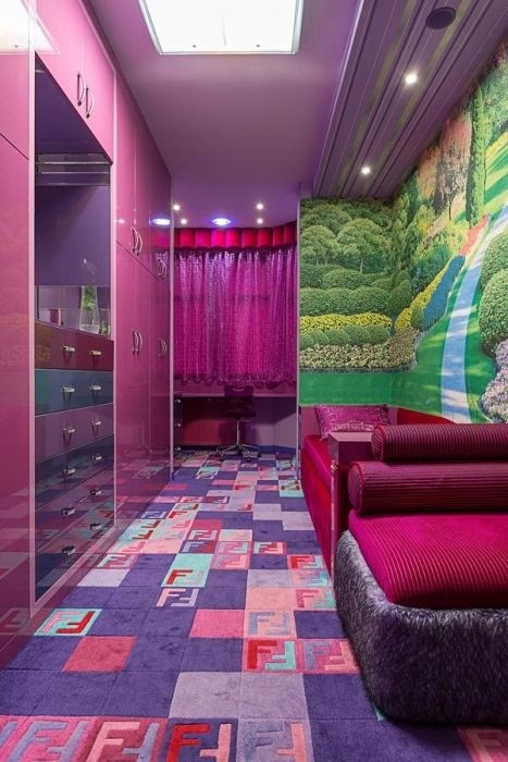 Киевская VIP-квартира с необычным дизайном