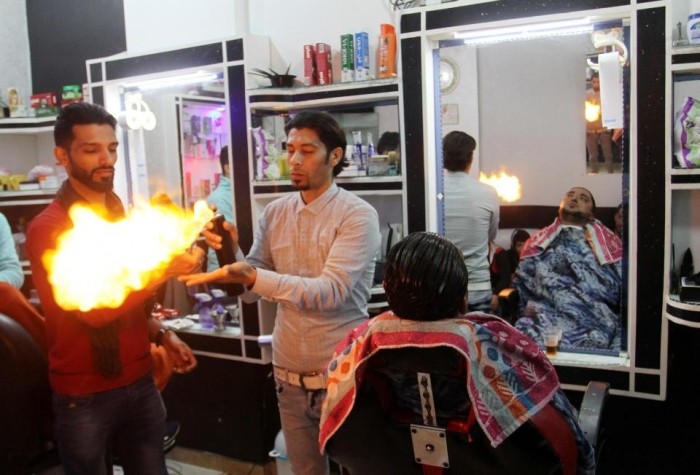 Огненная парикмахерская в Газе