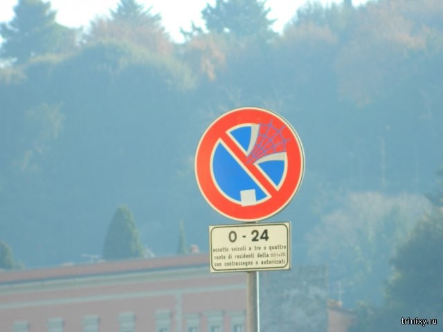Креативные дорожные знаки во Флоренции (22 фото)