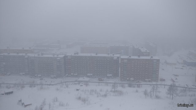 Суровые зимы в Норильске (24 фото)
