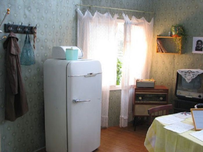 Интерьеры советских квартир, которые все еже живы (35 фото)