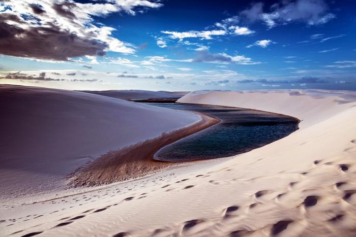 Сказочная красота самых удивительных пустынь (10 фото)